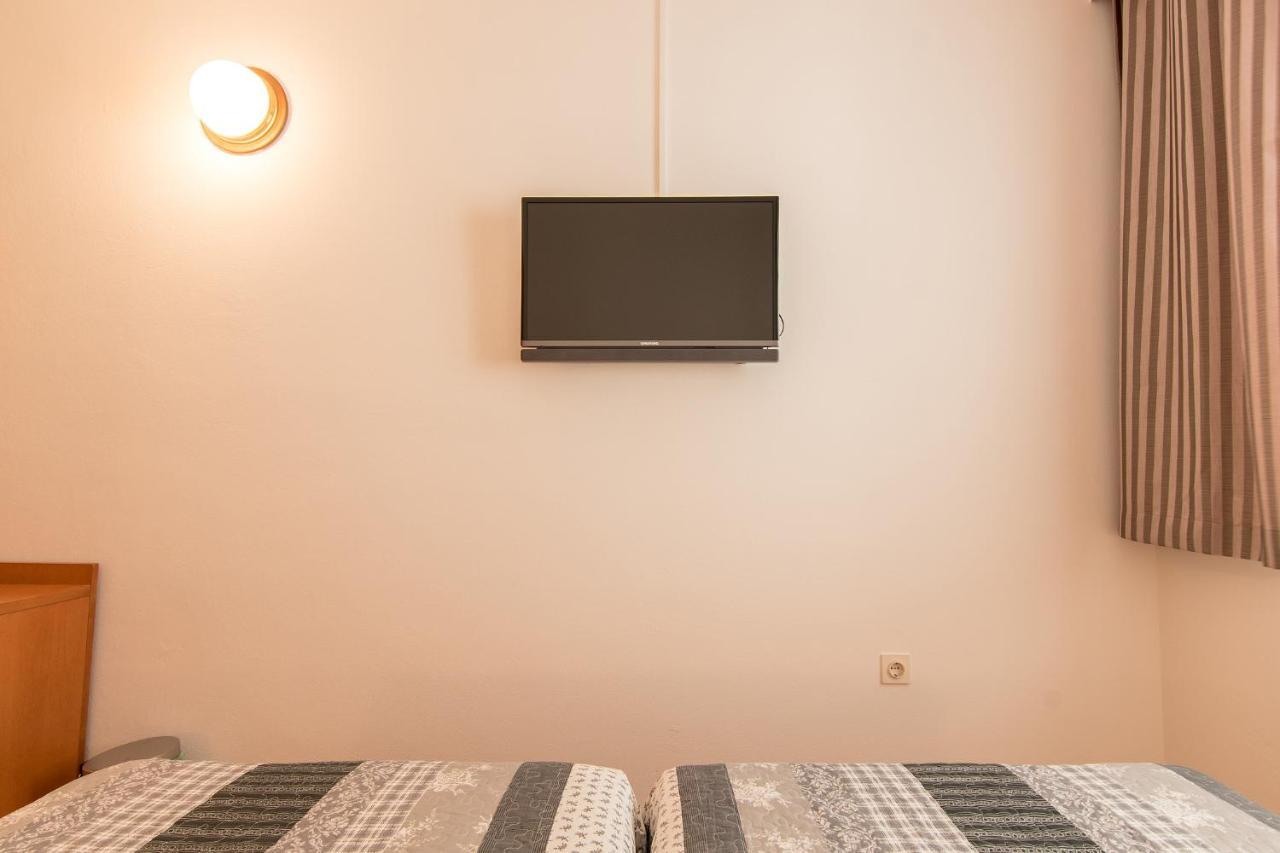 Hotel Barba Starigrad Paklenica Eksteriør bilde