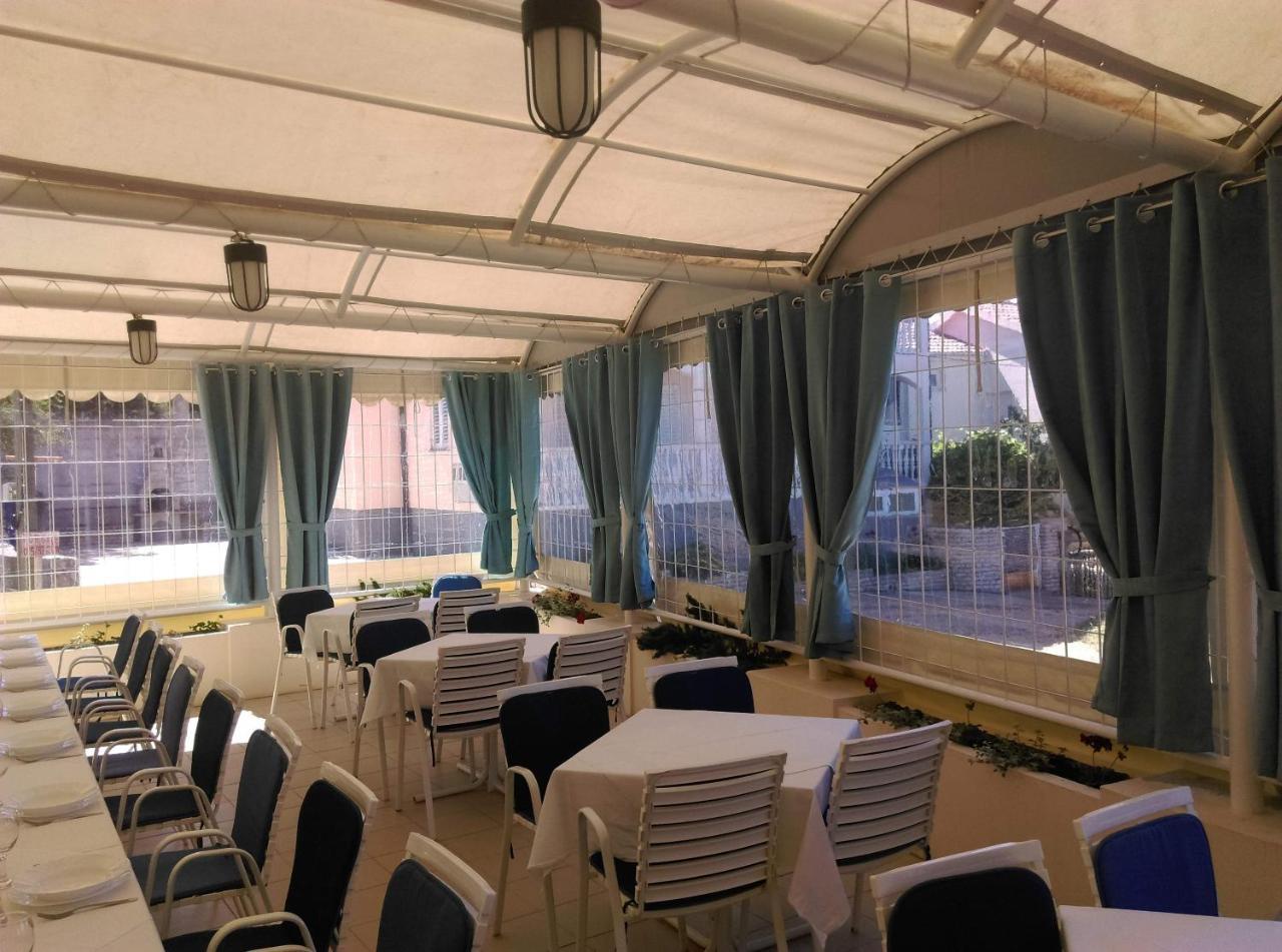 Hotel Barba Starigrad Paklenica Eksteriør bilde